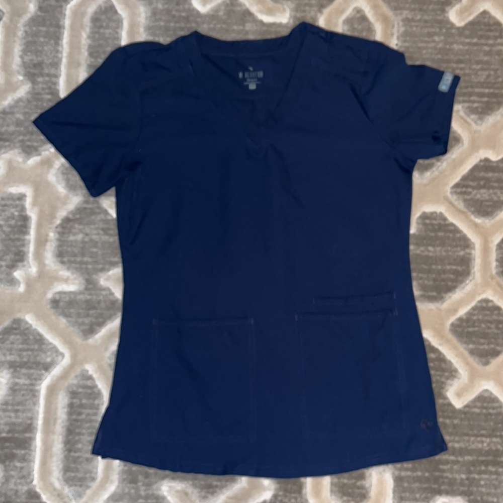 Great condition medcouture scrub top